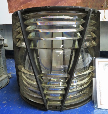 Fresnel Lens, Valley Camp, Photo by cjverb (2019)